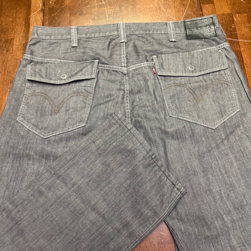 Levi's 569 Loose Straight Jeans Mens Fits 40x30 Grey Contrast Stitch Flap Pocket